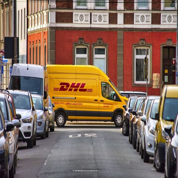 Door To Door Courier Shenzhen To Pakistan