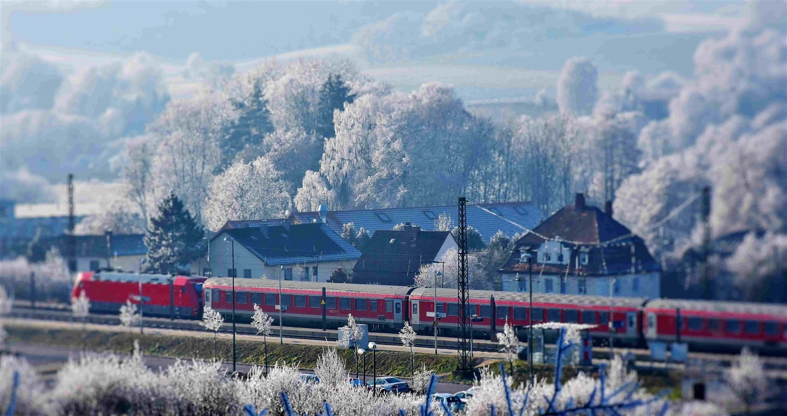 train-railway-transportaigeicom