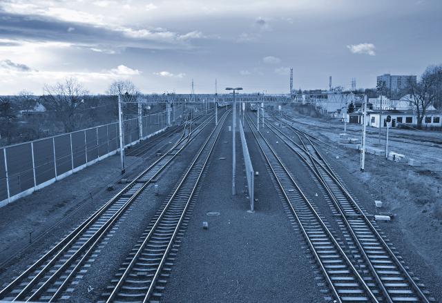 railway-line-railroad--aigeicom
